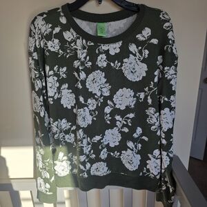 Honey Dew Floral Green and White Lightweight Sweater Size Large